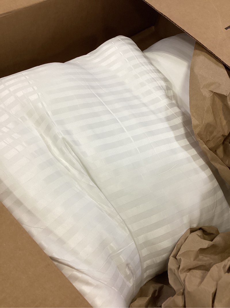 Condition photo showing Good Condition for EIUE Throw Pillow Inserts, Machine Washable Pillows,Premium Polyester Fiber Fill for Sofa Bed & Decorative Cushions (White, 20x20inch) White 20x20inch