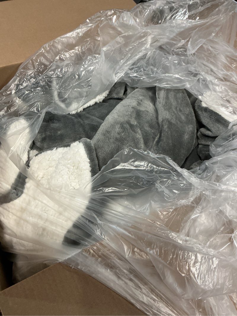 Condition photo showing As Is for Bedsure GentleSoft Sherpa Fleece Blankets Queen Size for Bed - Thick and Warm Throw for Women and Men, Non-Heated, Soft Fuzzy Plush Queen Blanket for Winter, Grey, 90x90 Inches Queen (90" x 90") 01 - Grey