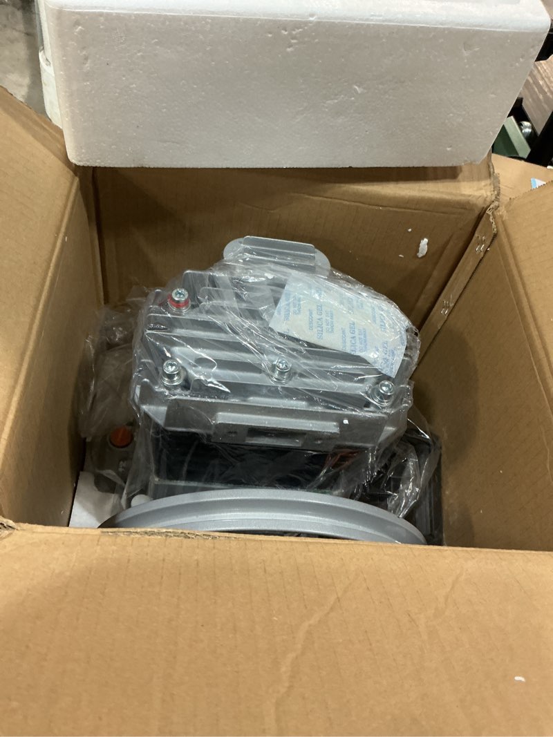 Condition photo showing Good Condition for vevor air compressor pump, 3hp 11 cfm, industrial compressor head pump motor, 1300rpm high-spped single stage twin cylinder aluminum air compressor head piston style splash lubrication pump 3hp twin cylinder