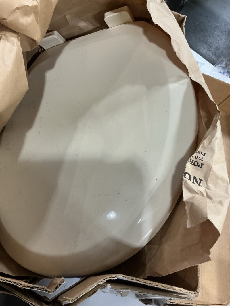 Condition photo showing Good Condition for highcraft premium round toilet seat with slow-close design, adjustable hinges & quick removal mechanism - molded plastic toilet seat - fits standard round toilets - toilet seat in bone/beige round bone