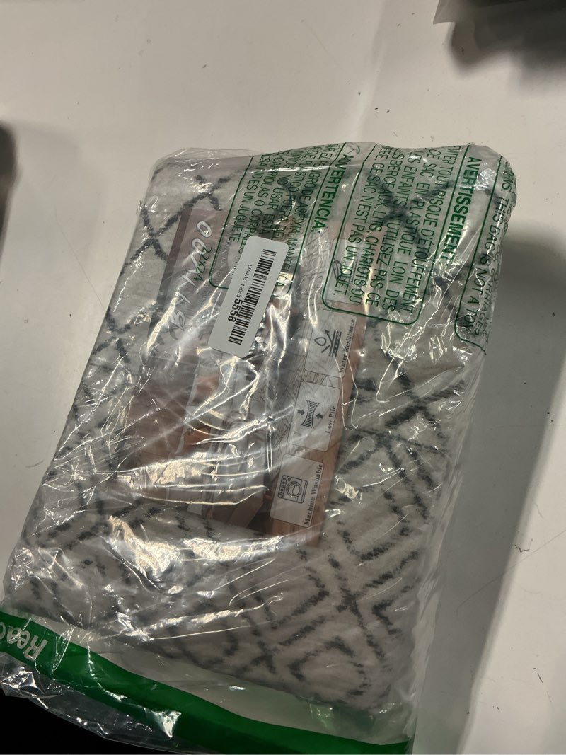 Condition photo showing New/Like New for bvvyoo hallway runner rugs moroccan 2'x6': non slip runner rug with rubber backed floor mats soft low pile living room carpet for bedroom front door 2'x6' geo grey 2' x 6' (rectangular) geo grey