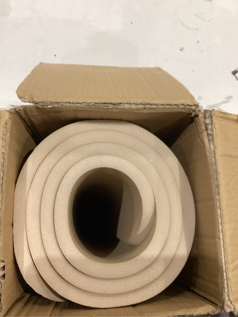 Condition photo showing Good Condition for Yoga Mat Premium Non Slip Thick – Extra Comfortable Exercise Mat for Home Workouts, Pilates, Stretching & Gym – Cushioned NBR Foam, Gym Mat with Strap, for Women & Men