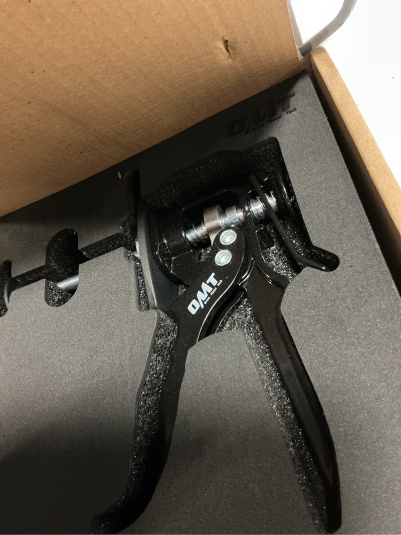 Condition photo showing Good Condition for orion motor tech speedy brake caliper compressor, heavy duty single dual brake piston compressor tool for brake pad replacement, disc brake caliper tool compatible with most cars & trucks, black single&dual piston