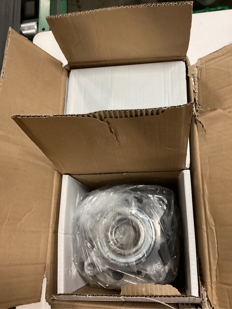 Condition photo showing Good Condition for 512206 rear left wheel bearing hub with abs fit for toyota camry 2002-2011, avalon 2005-2012, solara 2004-2008, highlander 2001-2003, for lexus es350/ es330/ es300 2002-2012, 5 lug 512206 x1
