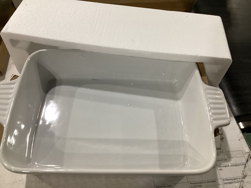 Condition photo showing Good Condition for malacasa 4.4 qt baking dish, 9x13 large casserole dish for oven, ceramic baking pan, rectangular lasagna pan deep with handles for baking, durable microwave oven safe, wedding gift,white, series bake-bake white 4.4 qt
