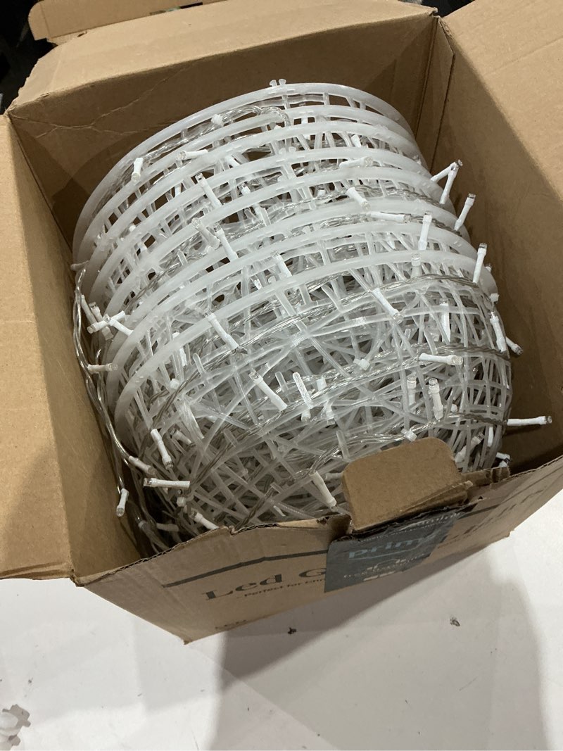 Condition photo showing As Is for senlukit outdoor christmas balls 4 pack hanging 11.8" led garden sphere tree lights 8 modes waterproof string with memory timer plug for party yard porch eave patio home decoration-cool white cool white 11.8 inch