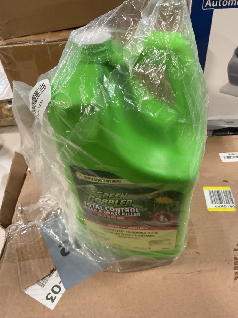 Condition photo showing New/Like New for green gobbler natural total control weed & grass killer | made with concentrated salt & vinegar | pet safe | kills to the root | 1 gallon trigger 1 gallon with trigger sprayer