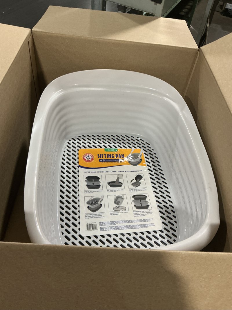 Condition photo showing As Is for arm & hammer large sifting litter box scoop free cat litter tray with microban, made in usa | antimicrobial product protection, ideal for indoor felines, simple lift, shake and pour cleanup, helps keep odors in check sifting sifting