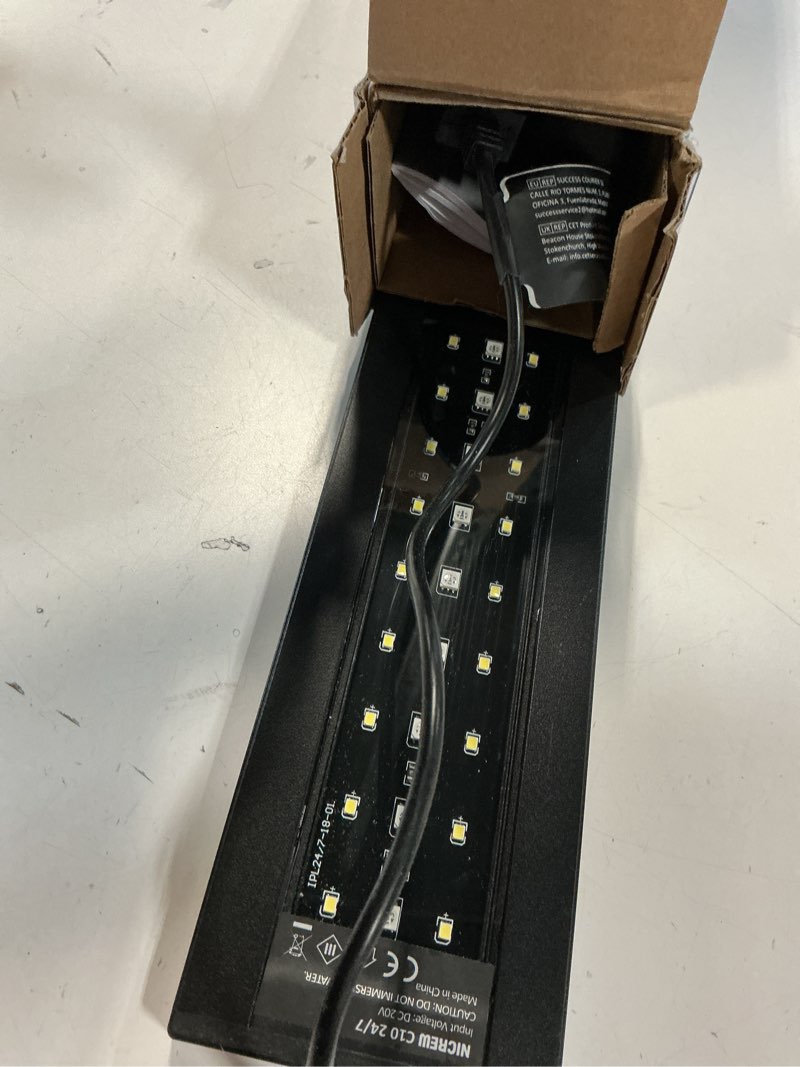 Condition photo showing Good Condition for NICREW C10 24/7 LED Aquarium Light for Plants, 18-24 Inches, Full Spectrum Fish Tank Light with Timer, Brightness Adjustable 18 - 24 in