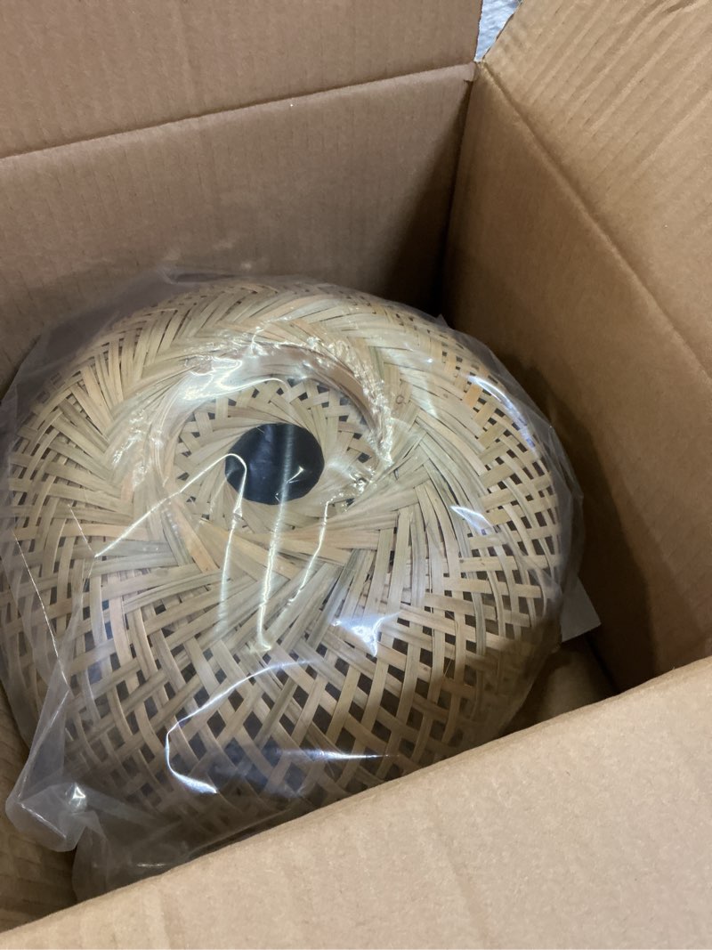 Condition photo showing Good Condition for bamboo pendant light, 11.02 inch one-light boho basket handmade woven pendant lighting, boho bamboo chandelier for bedroom, kitchen, living room 11.02in bamboo pendant light