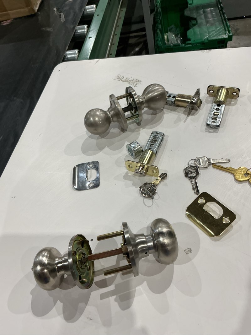 https://lotting-media.assets.bidfta.com/lotting_8768ed78-41c6-4043-99a5-729ee22b5abc