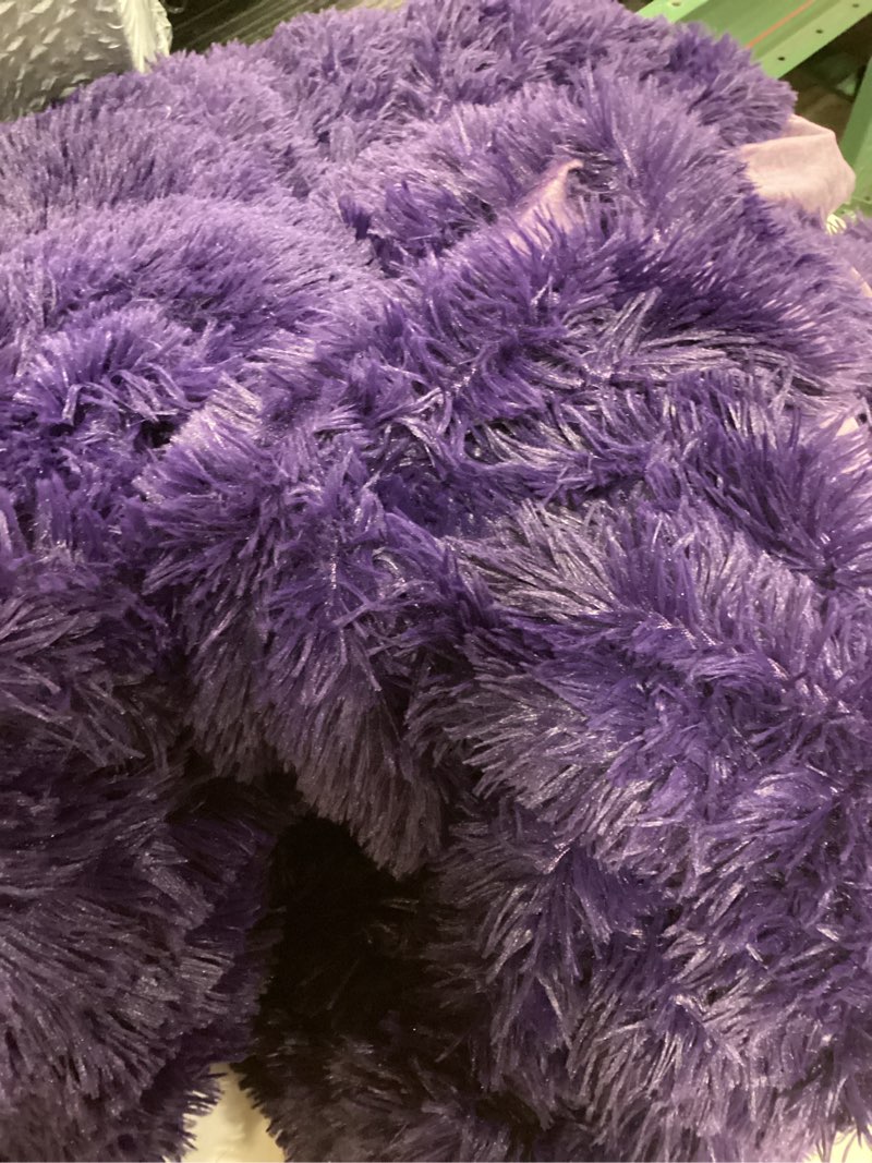 Condition photo showing Good Condition for 3 pcs, XeGe Cozy Plush Shaggy Duvet Cover, Luxury Soft Fluffy Furry Solid Color Comforter Cover, 1 PC Bedding for Girls Women Bedroom (1 Faux Fur Fuzzy Quilt Cover), Zipper Closure (Queen Size, Purple)
