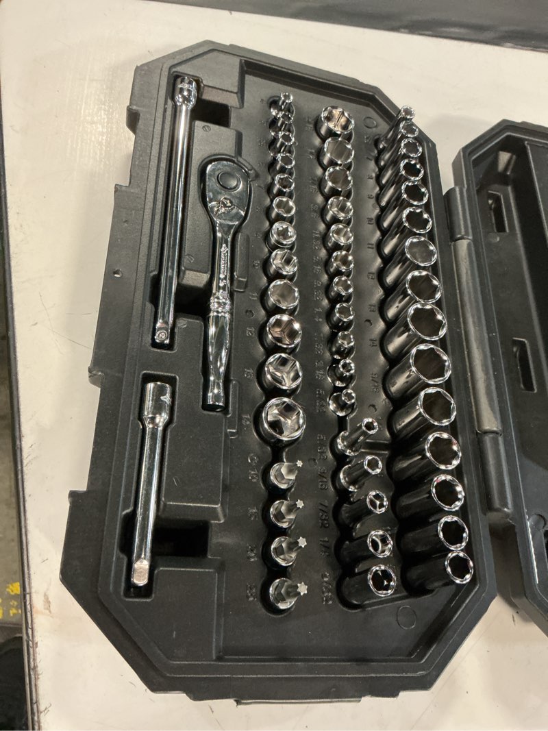 Condition photo showing Good Condition for 1/4 in. drive mechanics tool set (50-piece)