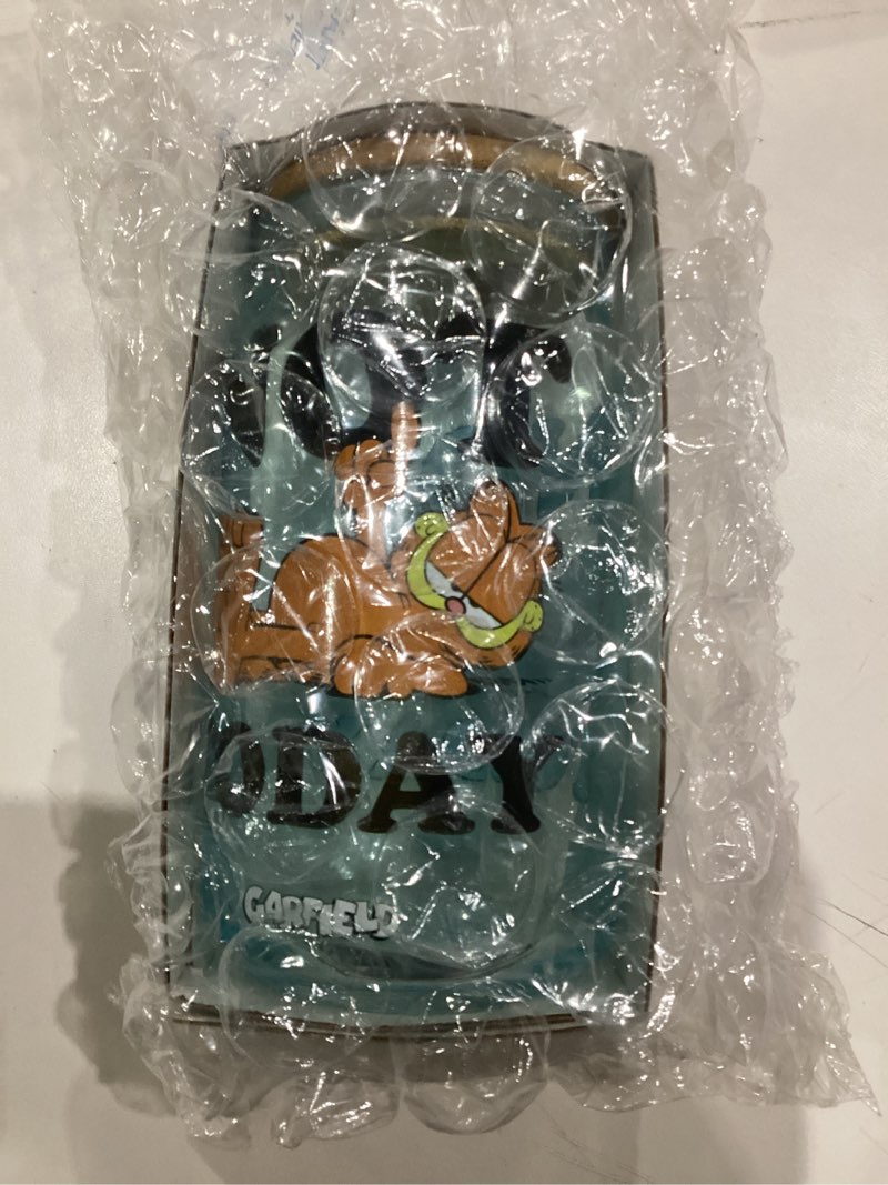 Condition photo showing As Is for (Not X-men) (Garfield) Silver Buffalo Marvel X-Men Twist Spout Plastic Bottle with Sticker Set Featuring Jubilee, Storm, Jean Grey, Rouge, Wolverine, Professor X, Magneto, Cyclops, Beast, and the Sentinels, 32 Ounces