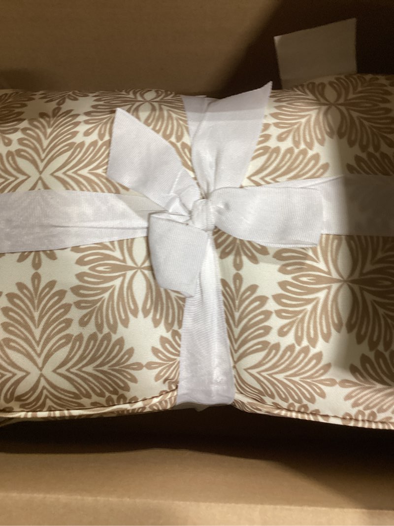Condition photo showing New/Like New for martha stewart tulum indoor outdoor decorative lumbar pillow 2-pack set, uv fade resistant, water repellent, printed modern design, taupe, 11"x18" taupe 11"x18"