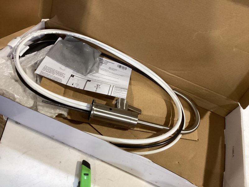 Condition photo showing As Is for delta dwq4001002-ss - water dispenser faucet