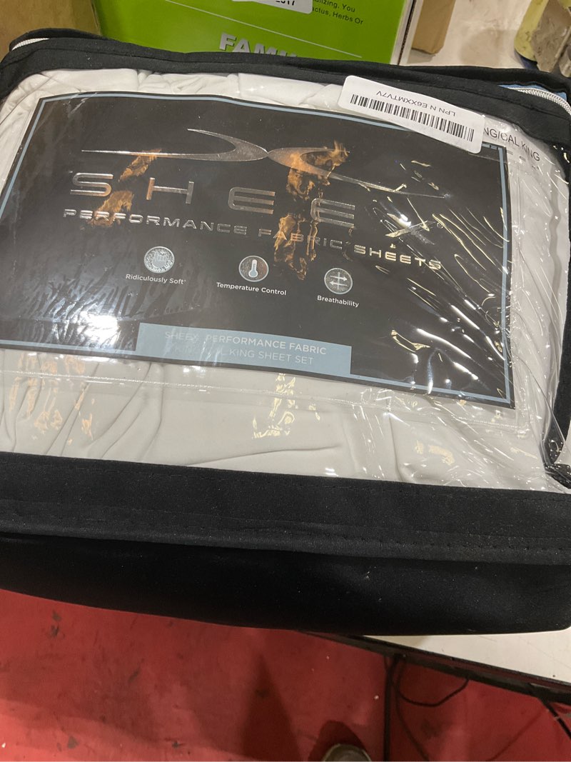 Condition photo showing Good Condition for sheex - original performance sheets set (king/california king) bright white - cooling sheets, moisture wicking, 1 flat cooling sheet, 1 fitted cooling sheet, 2 pillow covers, wrinkle free, sleep aid king/cal king bright white