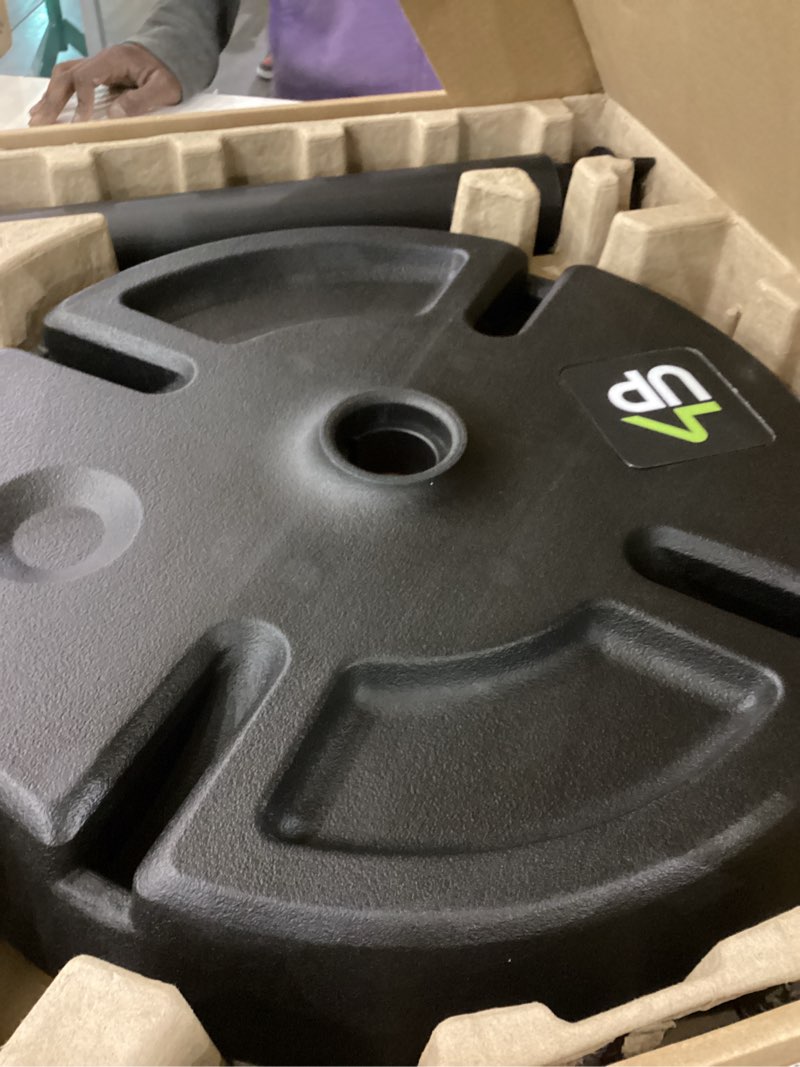 Rotating skateboard stand