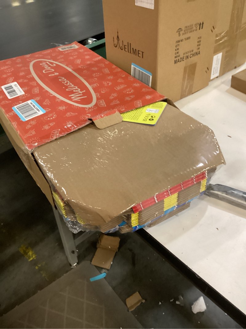 Condition photo showing New/Like New for Melissa & Doug Deluxe Jumbo Cardboard Blocks (24 Pieces) - FSC Certified