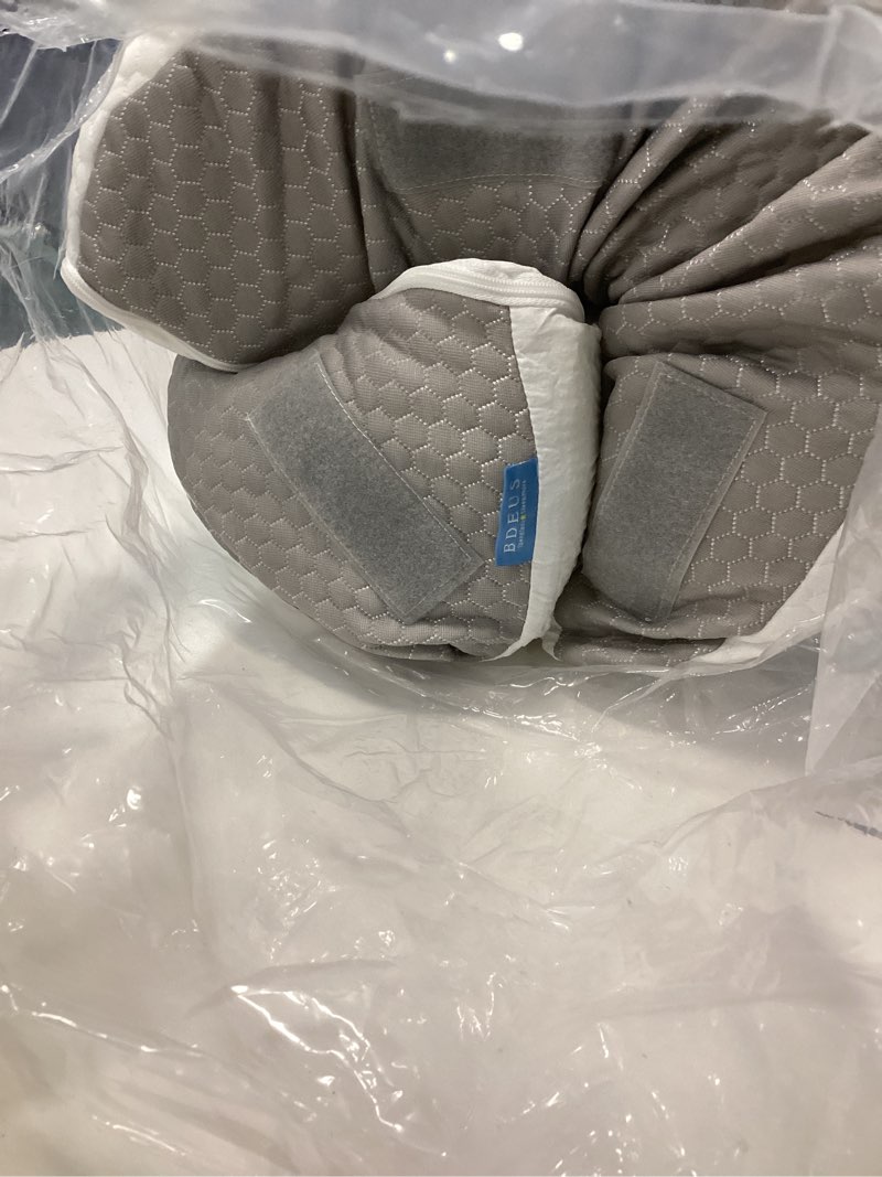 Condition photo showing Good Condition for bdeus 4pcs bed wedge pillow post surgery, orthopedic sleeping wedge pillow set for back, neck and leg pain relief, acid reflux, gerd, memory foam support pillows for after surgery, white white & grey 4 piece set