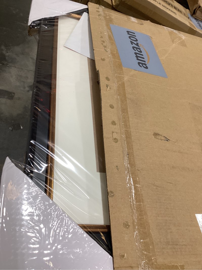 Condition photo showing Good Condition for splinterix 16x20 black picture frame, 16 x 20 photo frame with plexiglass, vintage picture frames for wall or tabletop display, display poster 11x14 with mat or 16x20 without mat for antique déco,black with gold trim