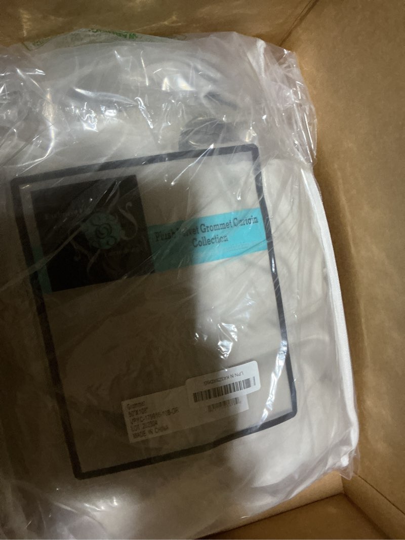 Condition photo showing Good Condition for HPD Half Price Drapes Grommet Plush Velvet Curtains 108 Inches Long Room Darkening Curtains for Bedroom & Living Room (1 Panel), 50W x 108L, City Grey City Grey 50"W x 108"L (Pack of 1)