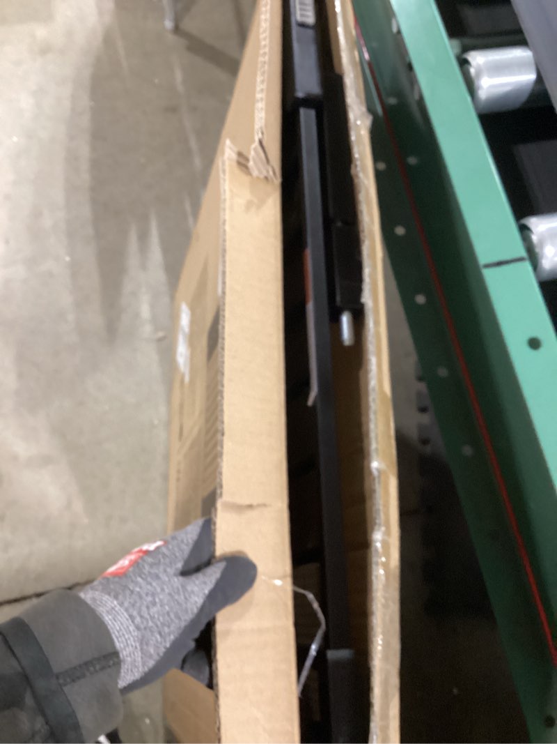 Condition photo showing Good Condition for 29.5-40.5" baby gate for stairs, dog gate for doorways, walk thru auto close metal baby safety gate for the house, stairs and doorways, child gate pressure mounted, pet gate for dog indoor - black black 29.5-40.5"w x 30"h