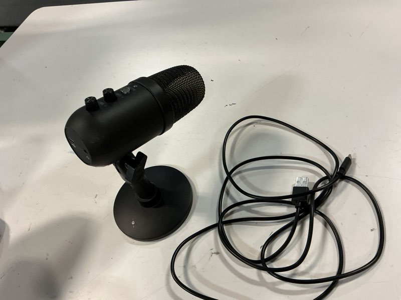 Condition photo showing Good Condition for nutriess usb condenser microphone professional gain control rotatable rgb dsp sound processing system for live broadcast gaming streaming abs material