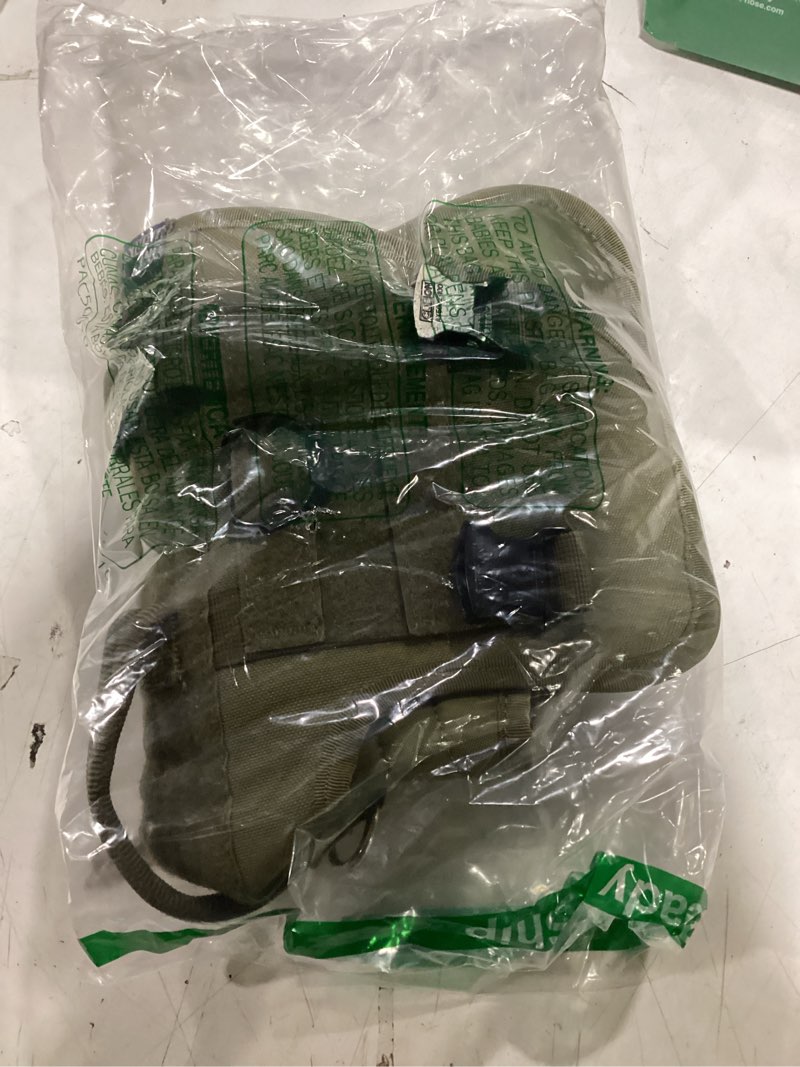 Condition photo showing New/Like New for onetigris tactical dog harness with 5x metal buckle,dog molle vest with handle,no pulling front clip,hook and loop panel for dog custom patch (l, green) l green