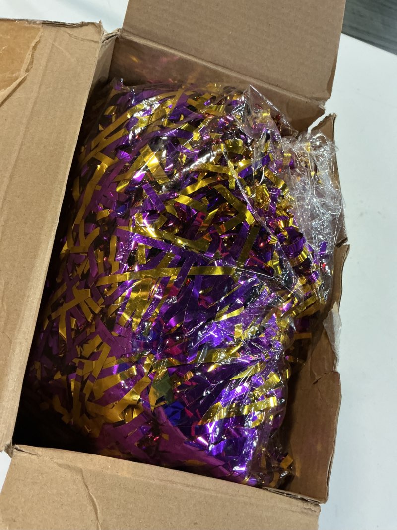 Condition photo showing Good Condition for realspring 148 pcs colleges team spirit items bulk university team spirit week accessories, hand cla