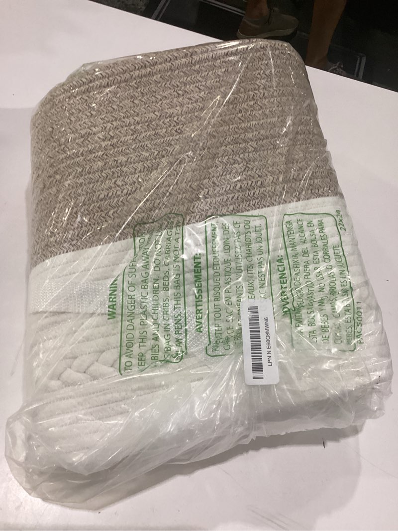 Condition photo showing Good Condition for 67l large blanket basket, 20"x13" woven storage baskets with handle, cotton rope blanket basket living room, baby laundry hamper for blanket, nursery, toy, pillow (white & oatmeal) white & oatmeal 67l