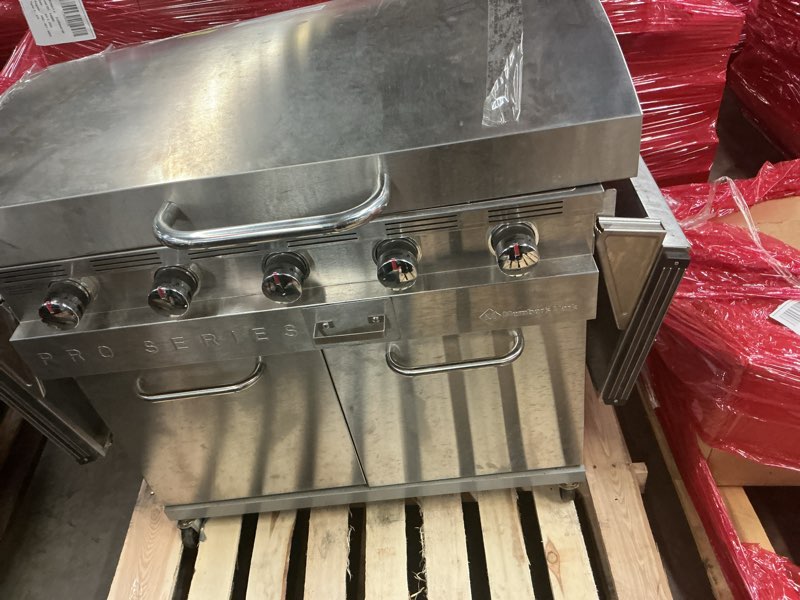 Condition photo showing As Is for member's mark pro-series 5-burner gas griddle