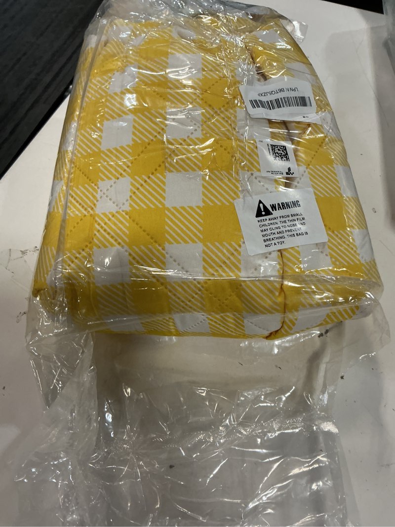 Condition photo showing Good Condition for zaze extra large picnic blankets, 80''x80'' washable waterproof foldable oversized compact picnic mat for spring summer blanket beach, camping on grass (yellow and white)