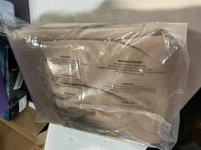 Condition photo showing Good Condition for bedsure khaki california king duvet cover - prewashed cotton-like extra soft bedding set, includes 1 cal king duvet cover 104x98 inches with zipper closure & 2 pillow shams, comforter not included 02 - khaki (no comforter) california king (104" x 98")