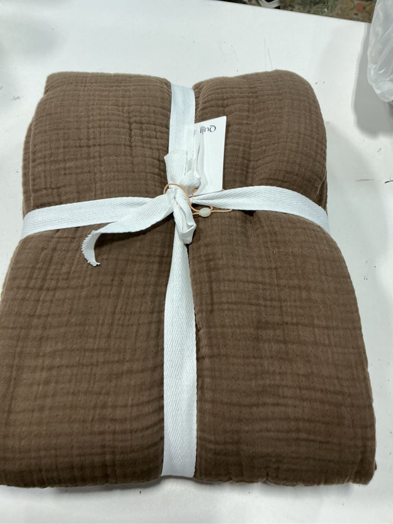 Condition photo showing Good Condition for organic ribbed cotton coverlet (color is brown)size queen