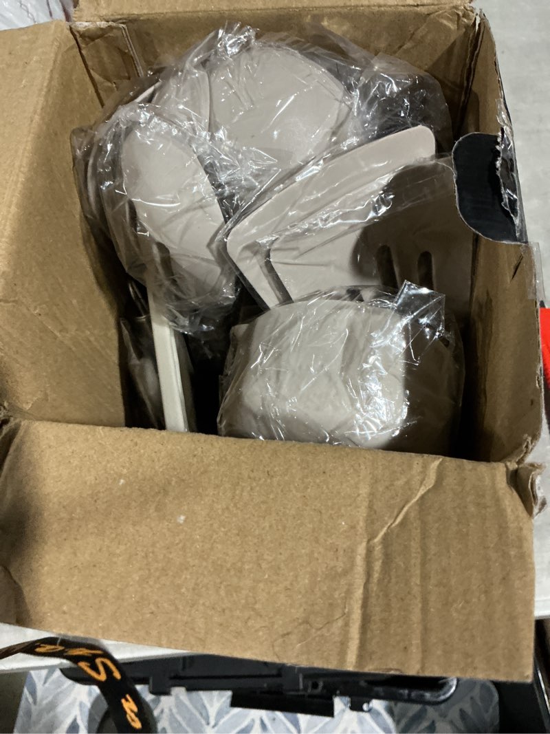 Condition photo showing Good Condition for Cooking Utensils Set- Umite Chef Khaki Silicone Kitchen Utensils Set, 34PCS Heat Resistant Kitchen Gadgets Tools Set with Grater, Wooden Handle Kitchen Spatula Set for Nonstick Cookware