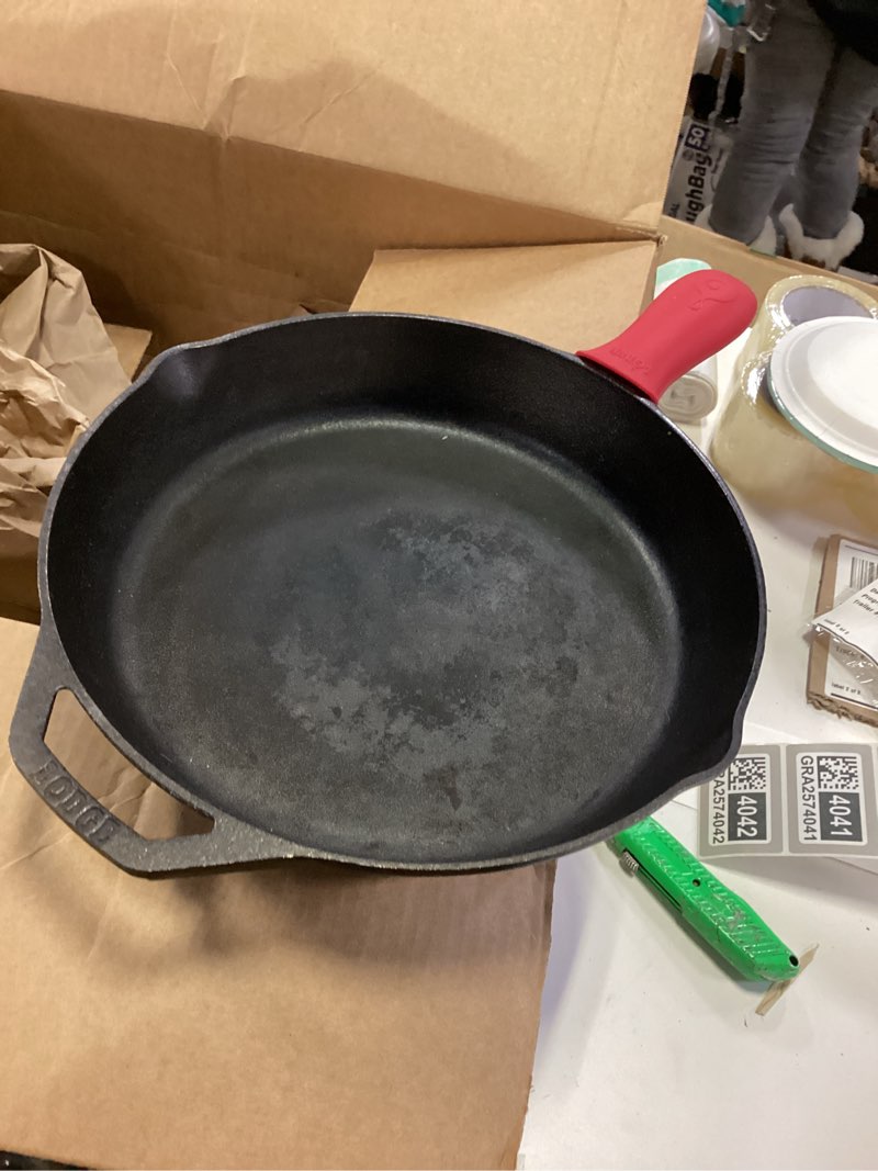 Condition photo showing As Is for Cuisinel 12" Pre-Seasoned Cast Iron Skillet with Latex Handle Cover Heavy No Lid