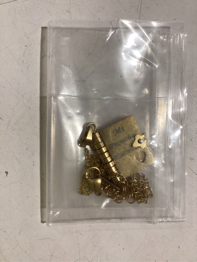 Condition photo showing Good Condition for Similar product To My Daughter Book Necklace My Incredible Daughter Book Necklace Openable 6 Pages of Engraved Information, Unique Daughters Gifts from Mom Mother Grandmother StyleB-Silver&Gold