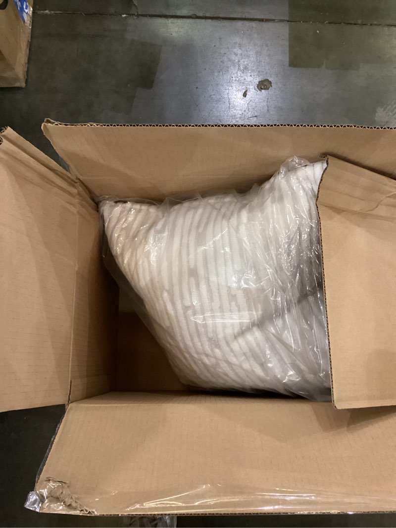 Throw pillow