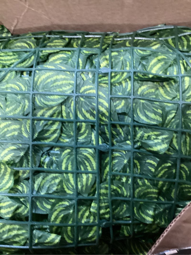 Condition photo showing Good Condition for 240x40 inch artificial ivy privacy fence screen, faux fencing artificial hedge, green, plastic, garden style 240in x 40in