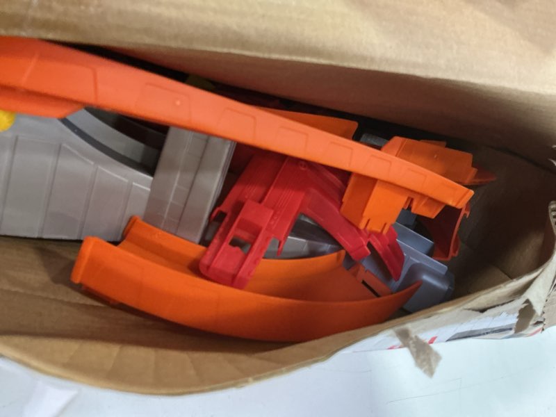 Condition photo showing Good Condition for Hot Wheels Track Set Spin Storm, 3 Intersections for Crashing & Motorized Booster, 1:64 Scale Toy Car (Amazon Exclusive)