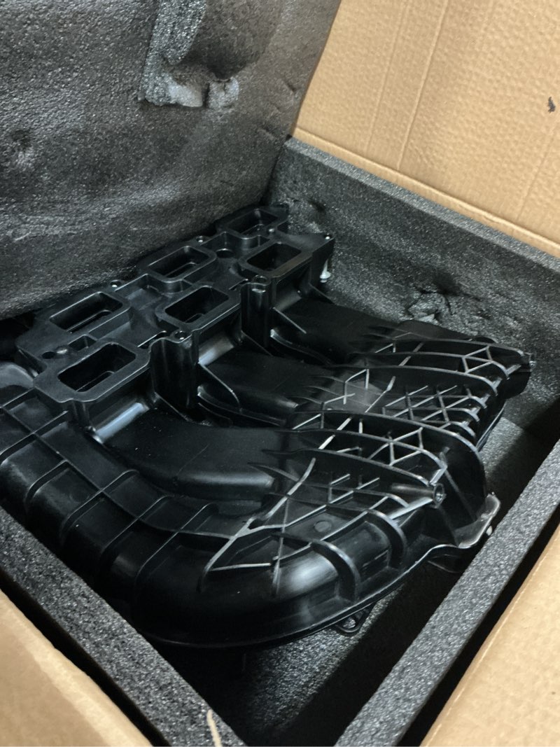 Condition photo showing Good Condition for engine intake manifold fit for 2011-2020 jeep dodge ram chrysler 3.6l v6 2011-2014 200,2011-2020 300,2011-2016 town & country/avenger/durango/challenger/grand cherokee oe# 5184693ae 68621090aa