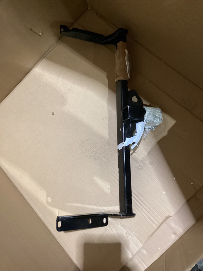 reese towpower 44082 class iii trailer hitch 2" receiver for 02-07 jeep liberty