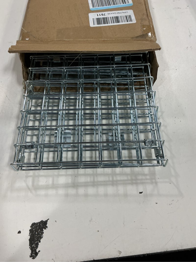Condition photo showing Good Condition for 24" humane cat trap for stray cats, collapsible live animal cage for feral kittens, possum, raccoon, rabbit, armadillo trap catch and release by lifesupplyusa 24 x 7 x 7 (collapsible)