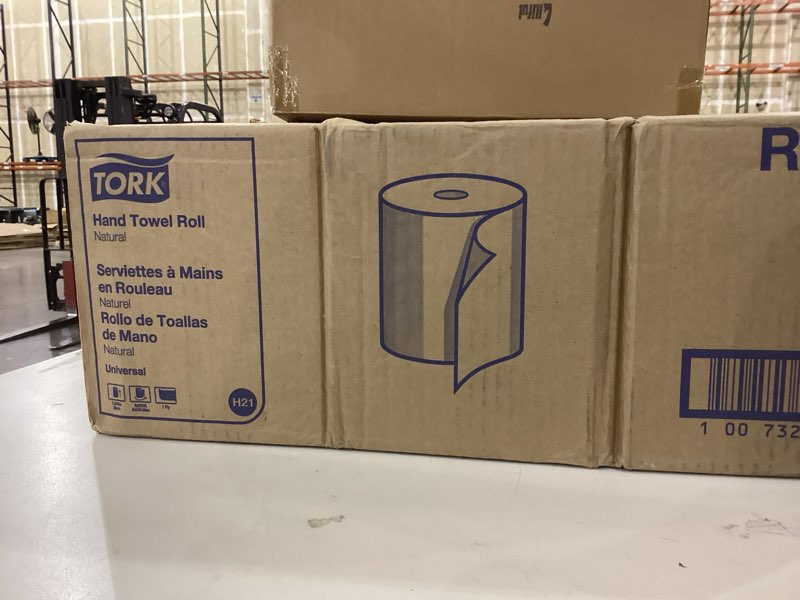 Tork hand towel roll