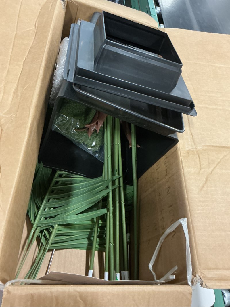 Condition photo showing Good Condition for 6FT Artificial Palm Tree, Tall Faux Palm Tree Indoor with Black Fake Plants Tall, Artificial Plants with Lifelike Leaves for Home Office Decor (Black) Black-6ft