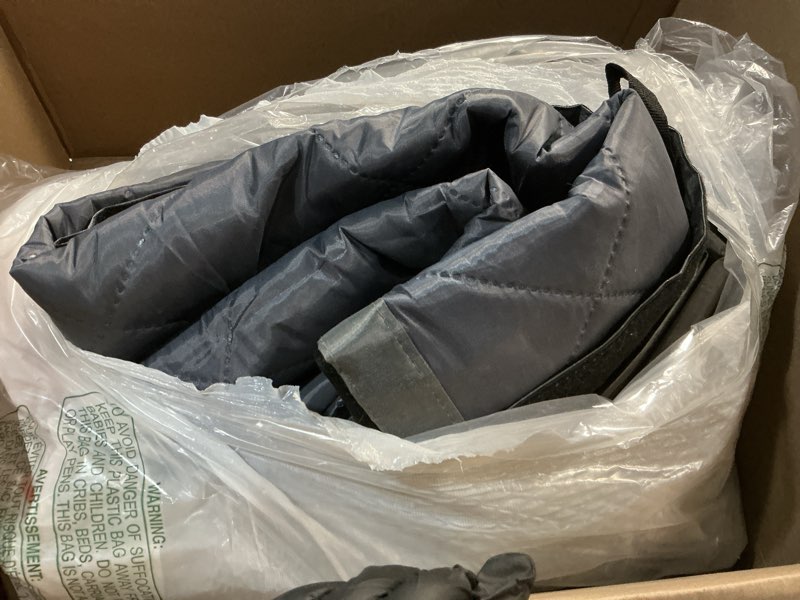 Condition photo showing Good Condition for garage door insulation kit 1 car garage cover 9 * 7ft insulated screen for winter garage insulation kit, made of oxford and cotton for thermal and soundproof (with clear pvc windows)