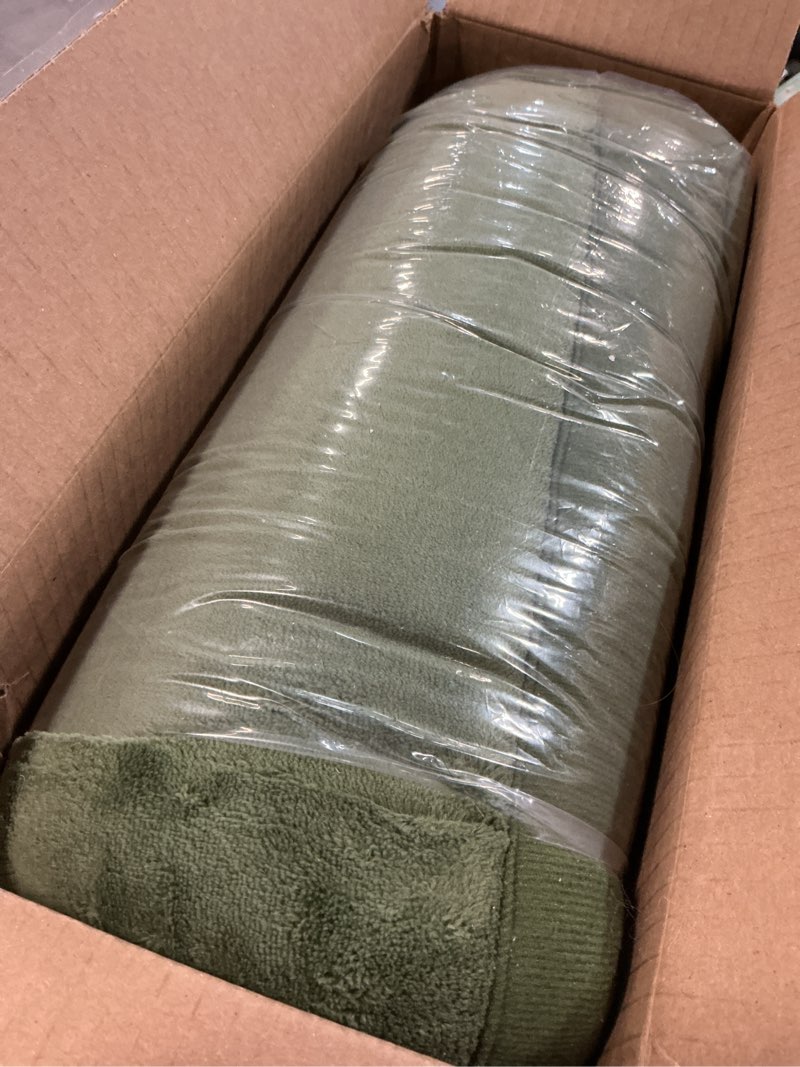 Condition photo showing Good Condition for maxyoyo baby play mat, 1.2" thick memory foam soft padded carpet with non-slip backing, 3x5 ft japanese tatami rug living room for kids, toddler, children, nusery(olive green) olive green 3x5 ft