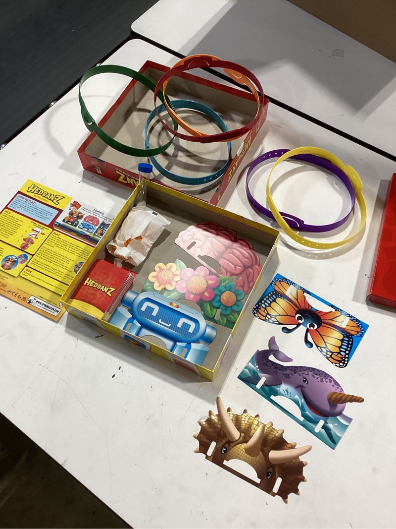 Condition photo showing Good Condition for spin master games, hedbanz 2023 edition with new cards, picture guessing board game, for family & kids, 2-6 players, for ages 6 & up hedbanz classic, 2nd edition 2023
