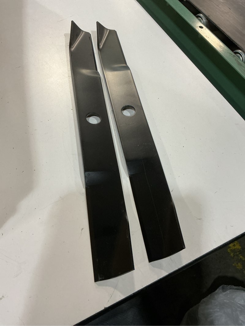 Condition photo showing Good Condition for 1731898 mower blades for 42'' deck, compatible with s napper zts 6000 7500 zt2142 sc21420, k ees m urray zts lt-200 series, replaces 1731898a 1731898bzyp 1731898bma, 2 pack 1731898_2pc